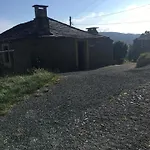 La Del Abuelo En La Aldea Cerca Del Mar * Ortigueira