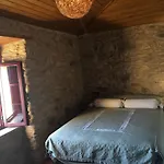 La Del Abuelo En La Aldea Cerca Del Mar