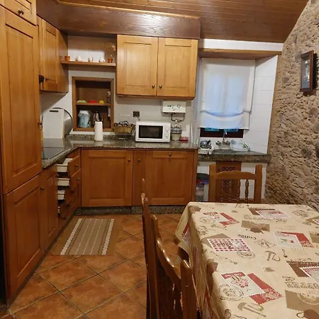 Alpehytte La Del Abuelo En La Aldea Cerca Del Mar *
