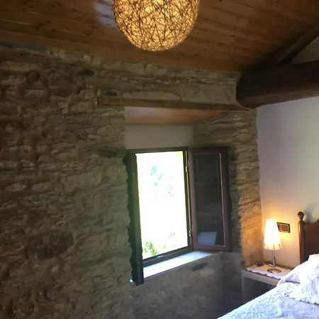 La Del Abuelo En La Aldea Cerca Del Mar *
